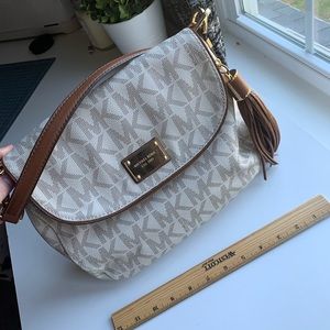 Michael Kors hobo